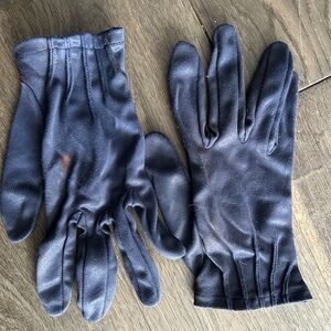 Vintage driving gloves 🧤